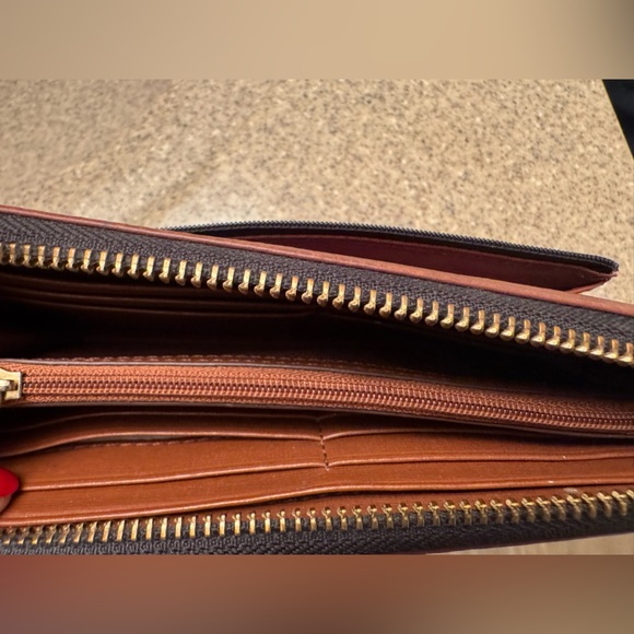 Fossil Colorful Striped Leather Wallet - Picture 5 of 6